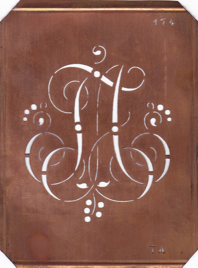 TA - Alte Monogramm Schablone mit Schnörkeln
