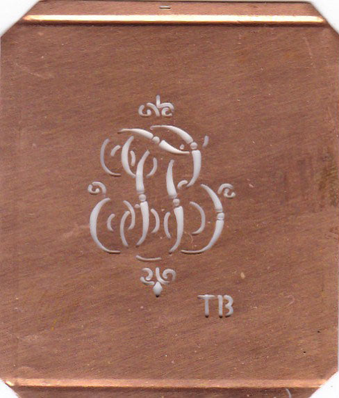 TB - Kupferschablone mit kleinem verschlungenem Monogramm