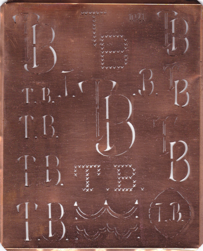 TB - Große attraktive Kupferschablone mit vielen Monogrammen