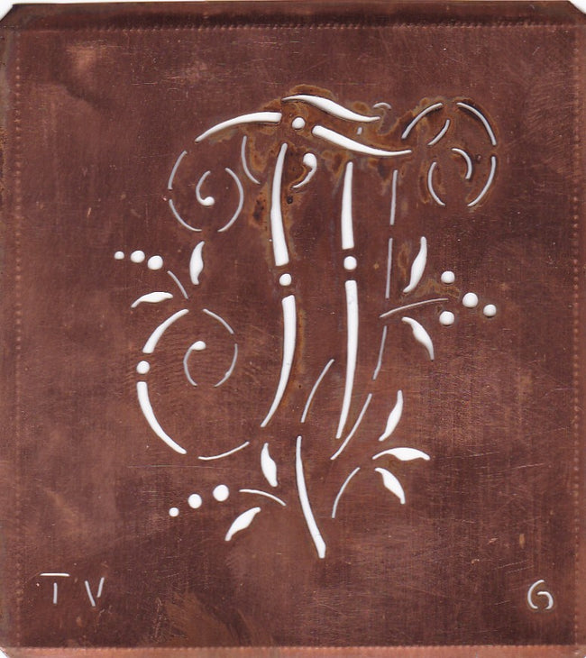TV - Interessante Monogrammschablone aus Kupferblech