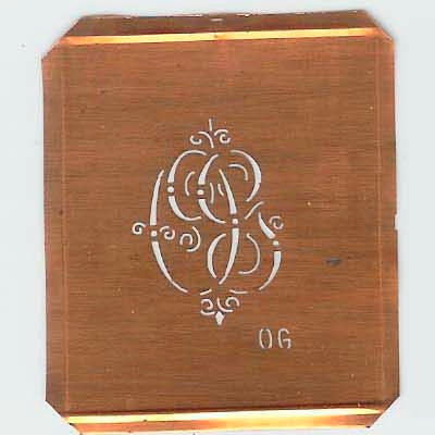 OG - Kupferschablone mit kleinem verschlungenem Monogramm