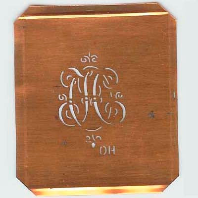 OH - Kupferschablone mit kleinem verschlungenem Monogramm