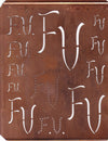 www.knopfparade.de - FV - Große Monogrammschablone mit 12 Monogrammen