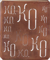 www.knopfparade.de - KO - Große Monogrammschablone mit 12 Monogrammen