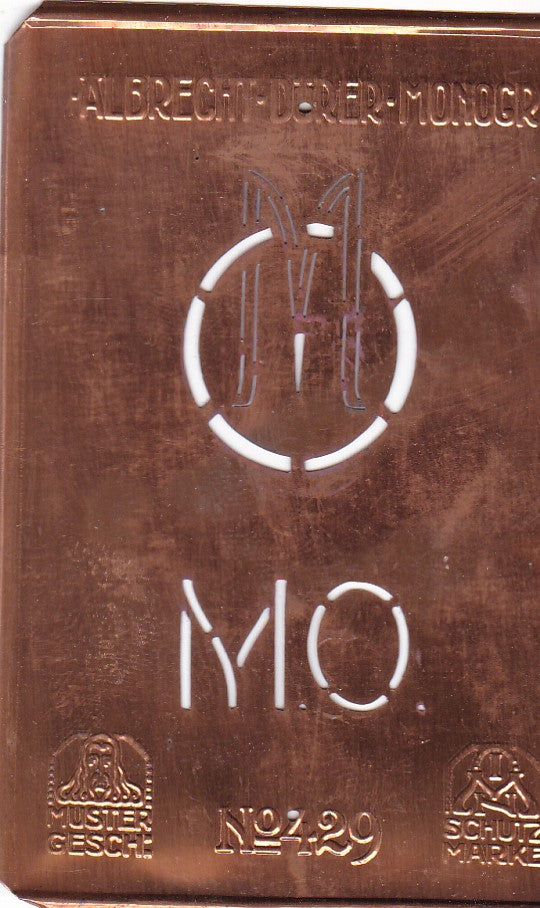 MO - Monogramm Schablone aus Kupferblech aus dem Jugendstil