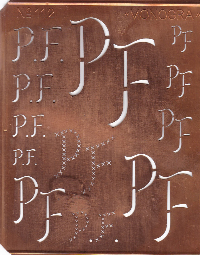 www.knopfparade.de - PF - Große Monogrammschablone mit 12 Monogrammen