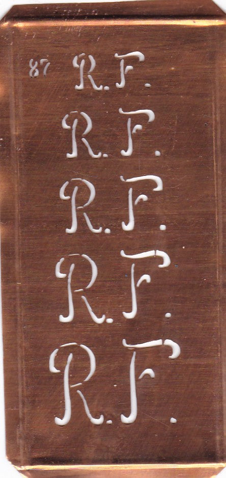 Stickschablone mit Monogramm RF in 5 Größen