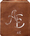 AE - 90 Jahre alte Stickschablone für hübsche Handarbeits Monogramme