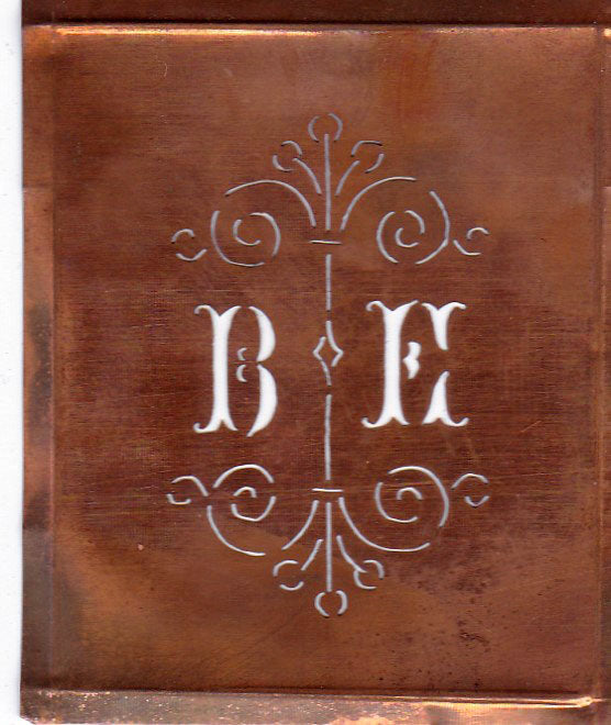 BE - Besonders hübsche alte Monogrammschablone
