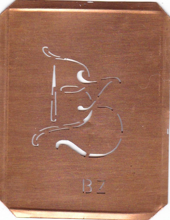 BZ - 90 Jahre alte Stickschablone für hübsche Handarbeits Monogramme