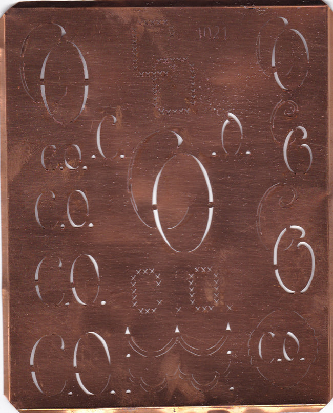 CO - Große attraktive Kupferschablone mit vielen Monogrammen