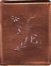 DE - Hübsche, verspielte Monogramm Schablone Blumenumrandung