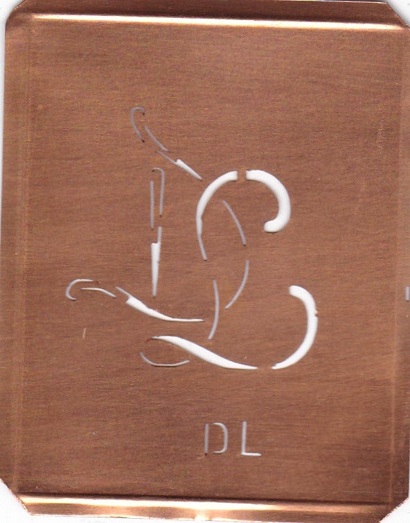 DL - 90 Jahre alte Stickschablone für hübsche Handarbeits Monogramme