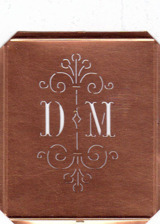 DM - Besonders hübsche alte Monogrammschablone