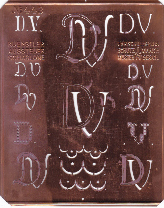 DV - Uralte Monogrammschablone aus Kupferblech