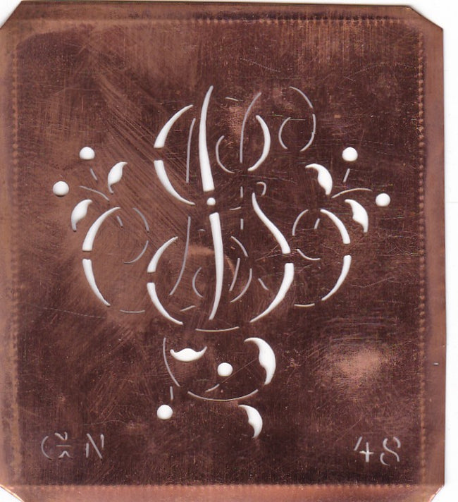 GN - Alte Schablone aus Kupferblech mit klassischem verschlungenem Monogramm 