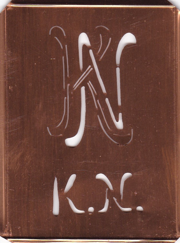 KN - Stickschablone für 2 verschiedene Monogramme