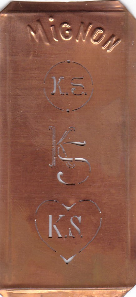 KS - Hübsche alte Kupfer Schablone mit 3 Monogramm-Ausführungen