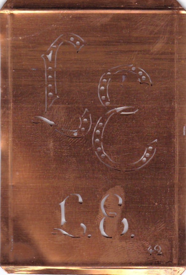 LE - Interessante alte Kupfer-Schablone zum Sticken von Monogrammen