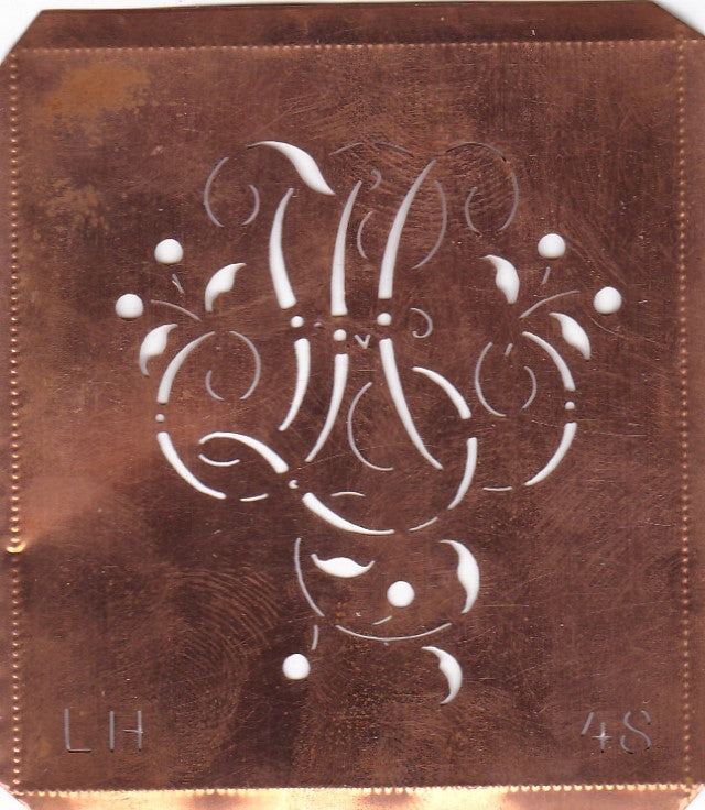 LH - Alte Schablone aus Kupferblech mit klassischem verschlungenem Monogramm 