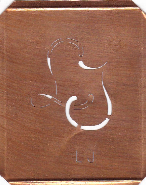 LJ - 90 Jahre alte Stickschablone für hübsche Handarbeits Monogramme