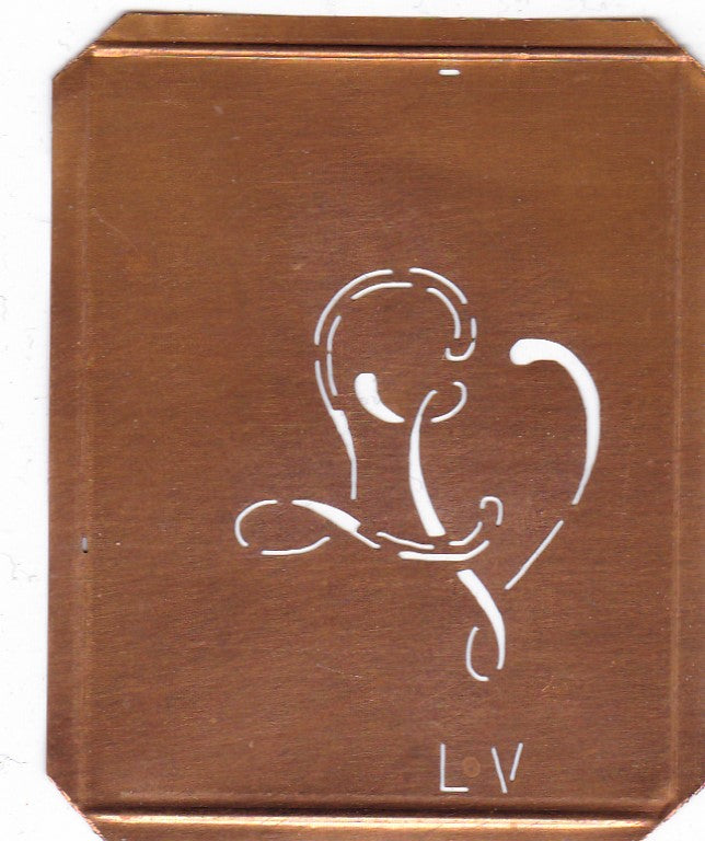 LV - 90 Jahre alte Stickschablone für hübsche Handarbeits Monogramme
