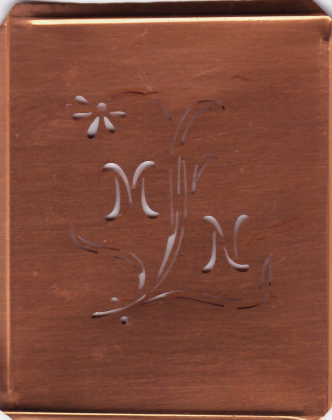 MN - Hübsche, verspielte Monogramm Schablone Blumenumrandung