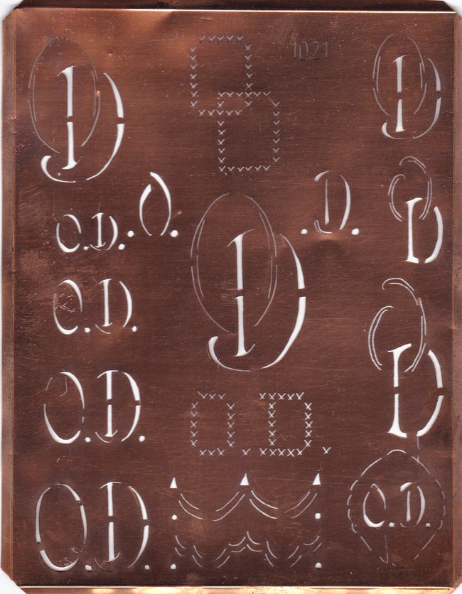 OG - Große attraktive Kupferschablone mit vielen Monogrammen