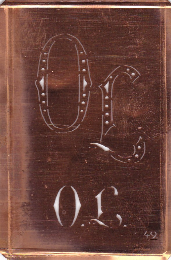 OL - Interessante alte Kupfer-Schablone zum Sticken von Monogrammen