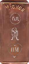 OM - Hübsche alte Kupfer Schablone mit 3 Monogramm-Ausführungen