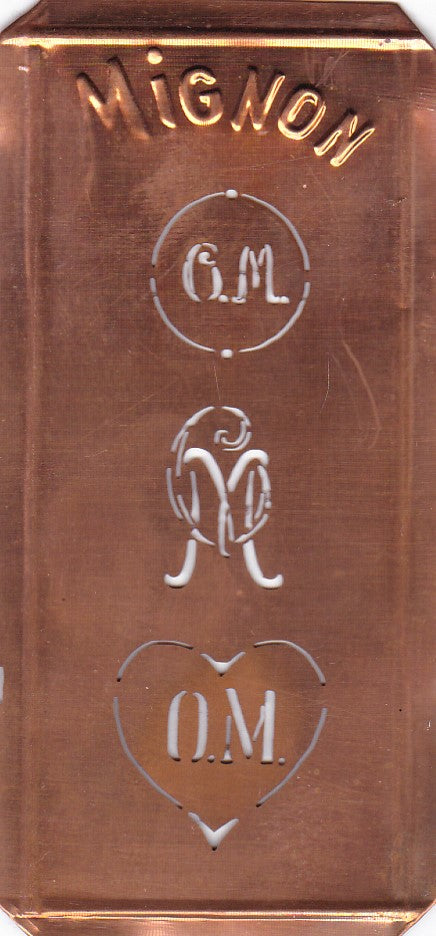 OM - Hübsche alte Kupfer Schablone mit 3 Monogramm-Ausführungen