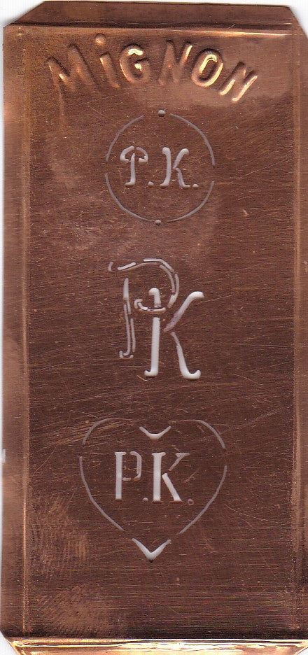 PK - Hübsche alte Kupfer Schablone mit 3 Monogramm-Ausführungen