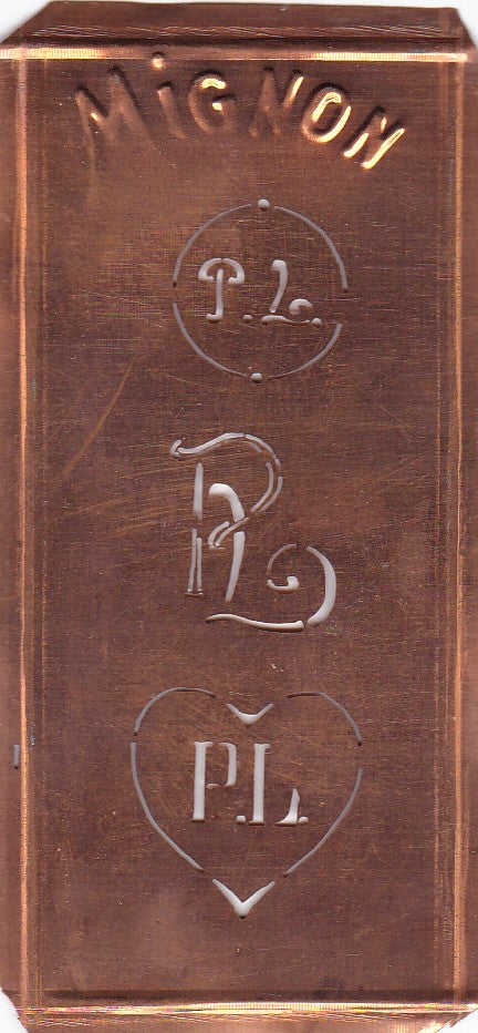PL - Hübsche alte Kupfer Schablone mit 3 Monogramm-Ausführungen