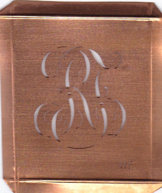 RF - Hübsche alte Kupfer Schablone mit 3 Monogramm-Ausführungen
