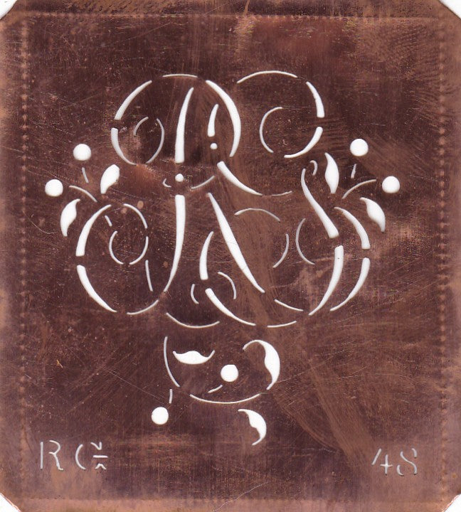 RG - Alte Schablone aus Kupferblech mit klassischem verschlungenem Monogramm 