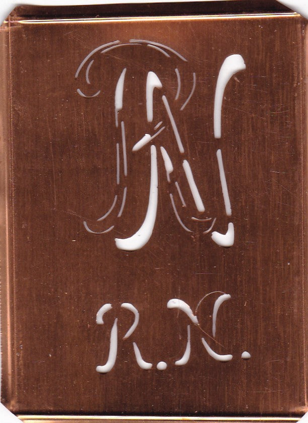 RN - Stickschablone für 2 verschiedene Monogramme