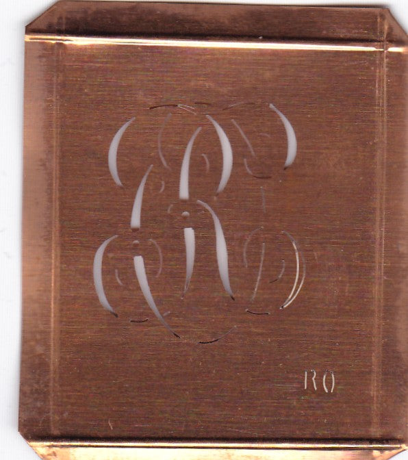 RO - Hübsche alte Kupfer Schablone mit 3 Monogramm-Ausführungen