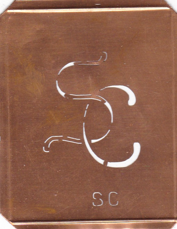 SC - 90 Jahre alte Stickschablone für hübsche Handarbeits Monogramme