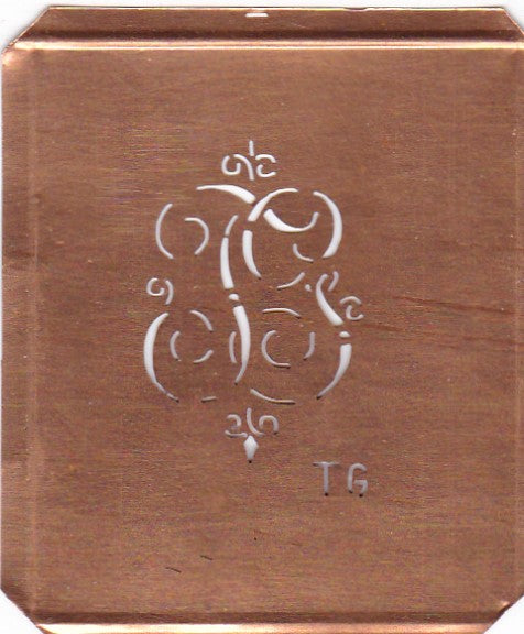 TG - Kupferschablone mit kleinem verschlungenem Monogramm