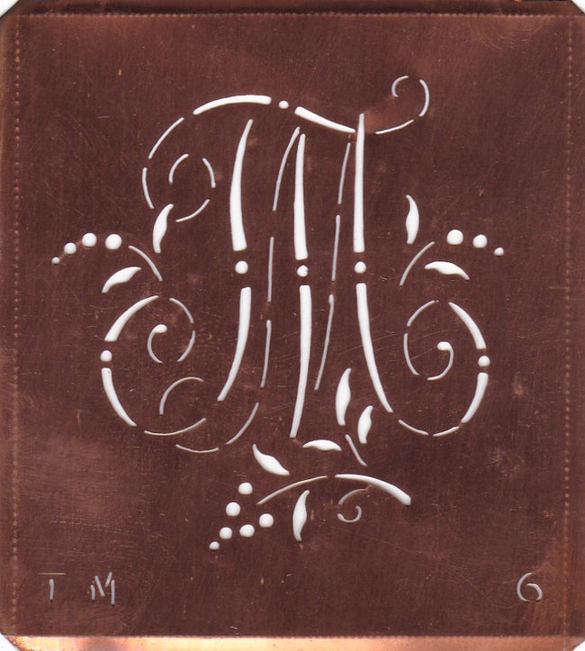 TM - Interessante Monogrammschablone aus Kupferblech