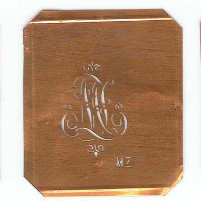 MZ - Kupferschablone mit kleinem verschlungenem Monogramm