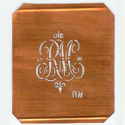 RM - Kupferschablone mit kleinem verschlungenem Monogramm