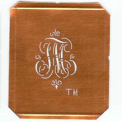 TM - Kupferschablone mit kleinem verschlungenem Monogramm