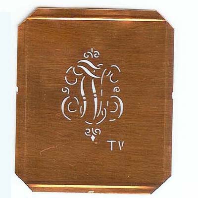 TV - Kupferschablone mit kleinem verschlungenem Monogramm